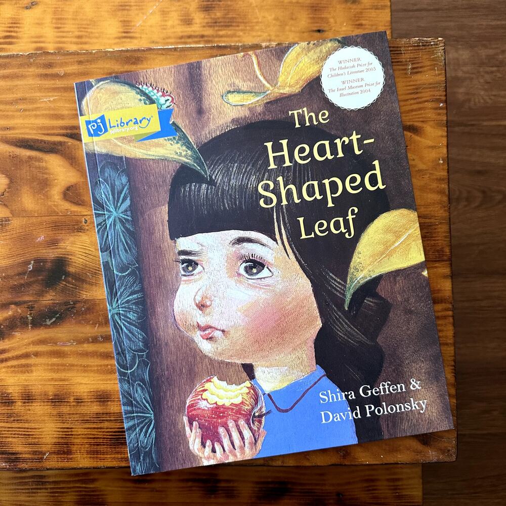 PJ Library The Heart-Shaped Leaf Jewish Paperback Book